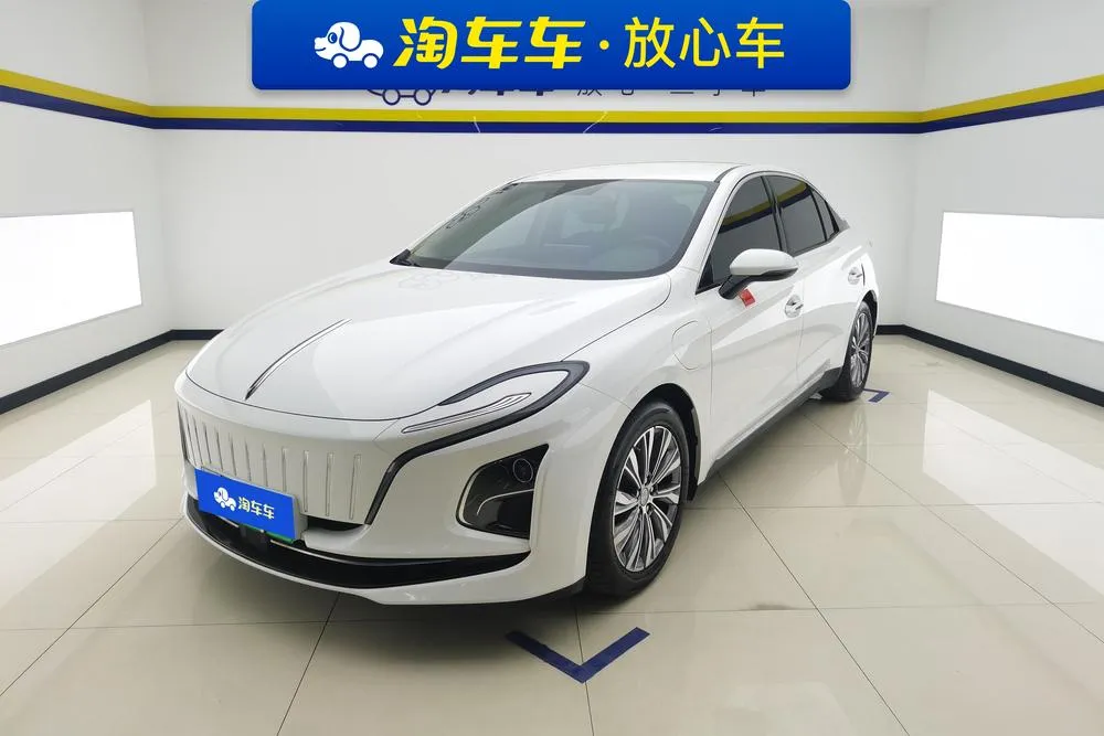 Hongqi E-QM5, 2023