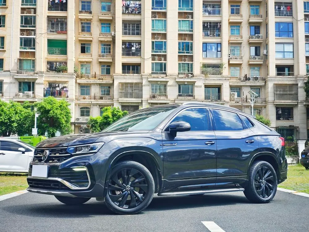Volkswagen Tayron X 330TSI 2WD Premium Smart Connected Edition, 2020 — фото 1