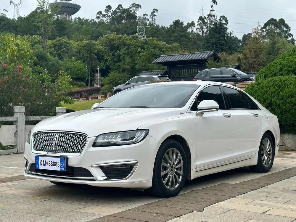 Lincoln MKZ, 2020