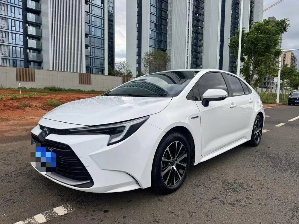 Toyota Levin Dual Engine 1.8L Leading Edition, 2023 — фото 1