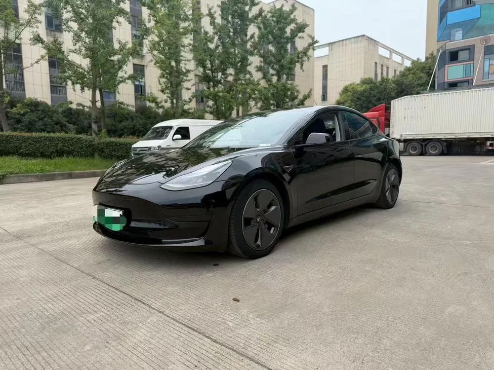 Tesla Model 3, 2022