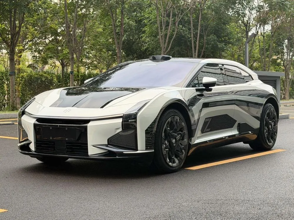 HiPhi Z, 2023