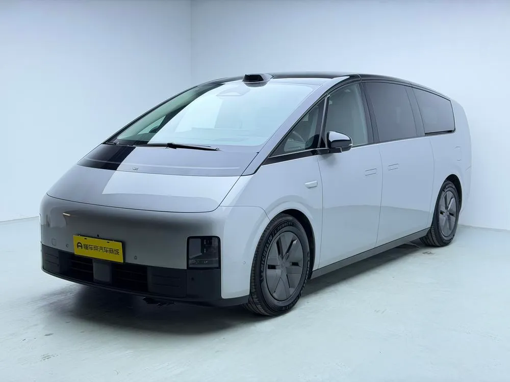 Li Auto MEGA, 2024