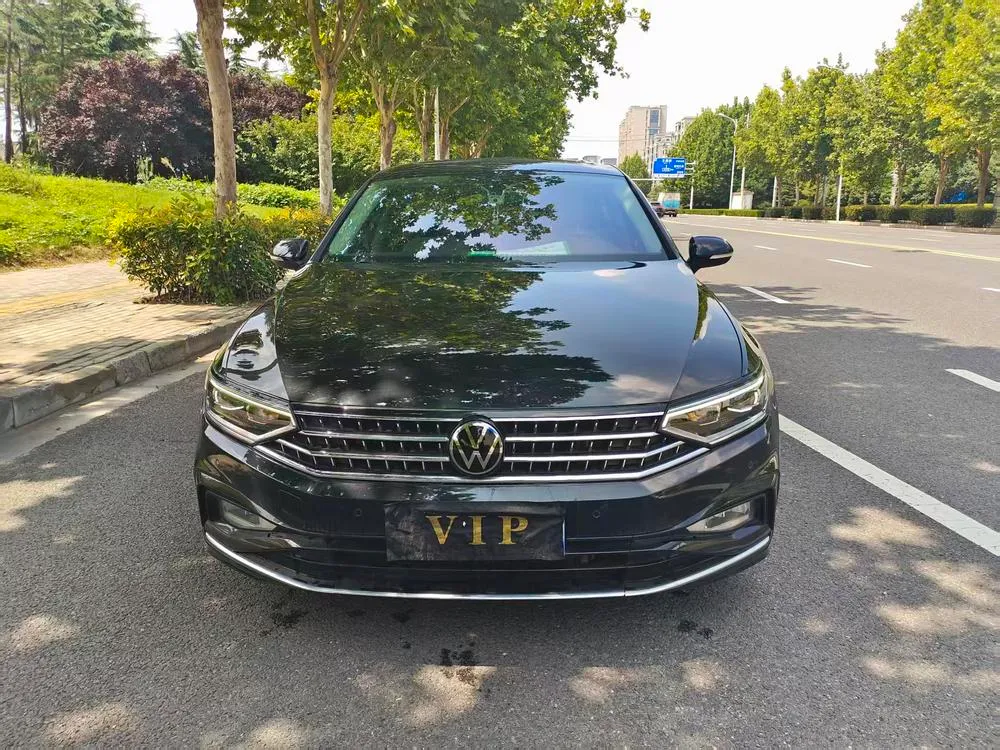 Volkswagen Magotan 200 Anniversary Edition 330TSI DSG Luxury Version, 2023 — фото 1