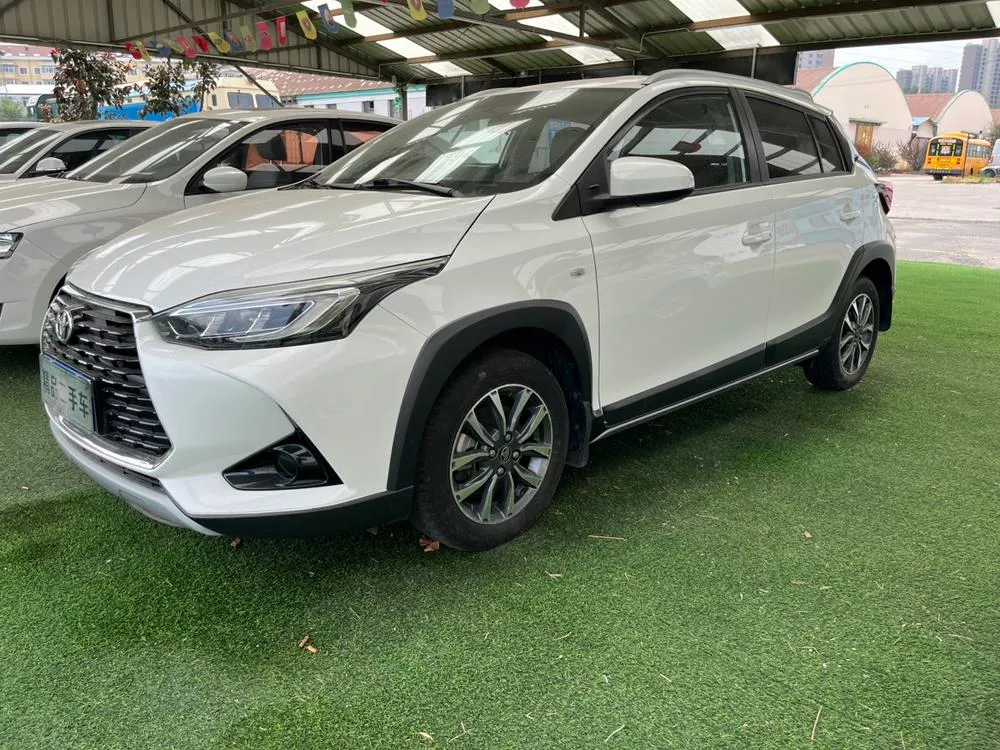 Toyota Yaris L 1.5L CVT Leading Edition, 2021 — фото 1