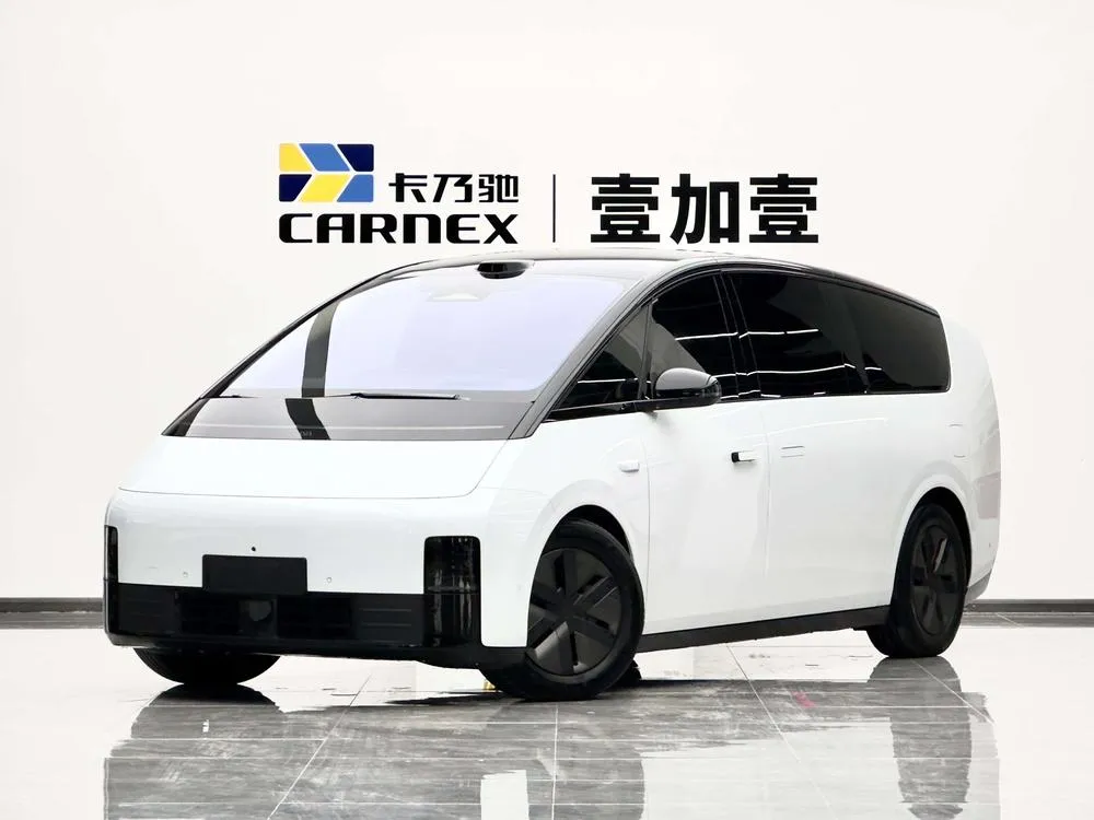 Li Auto MEGA, 2025