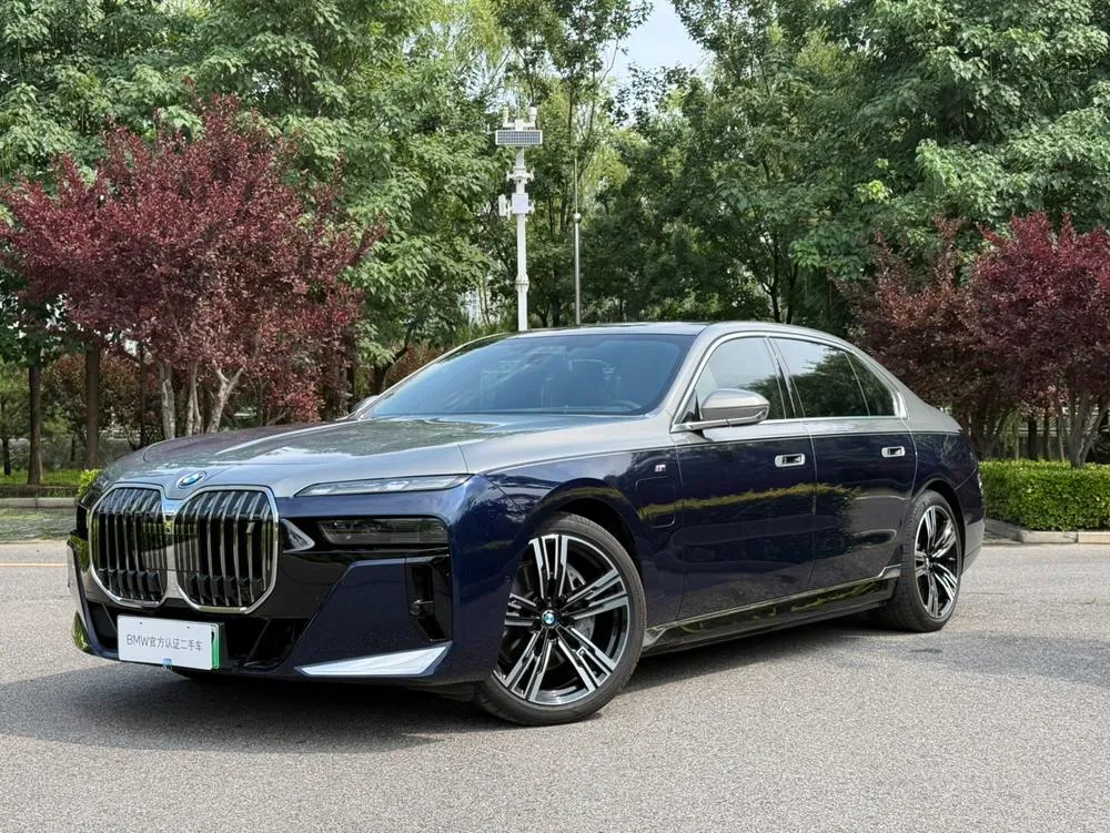 BMW i7, 2023
