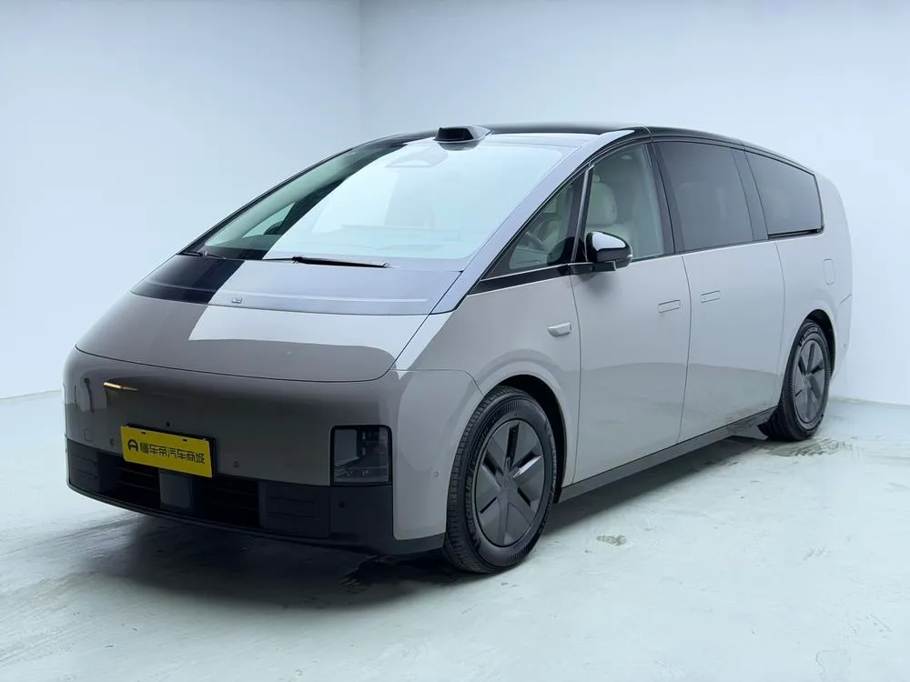 Li Auto MEGA, 2024
