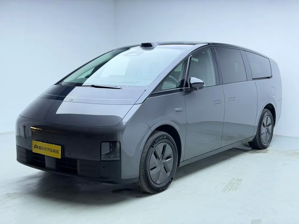 Li Auto MEGA, 2024