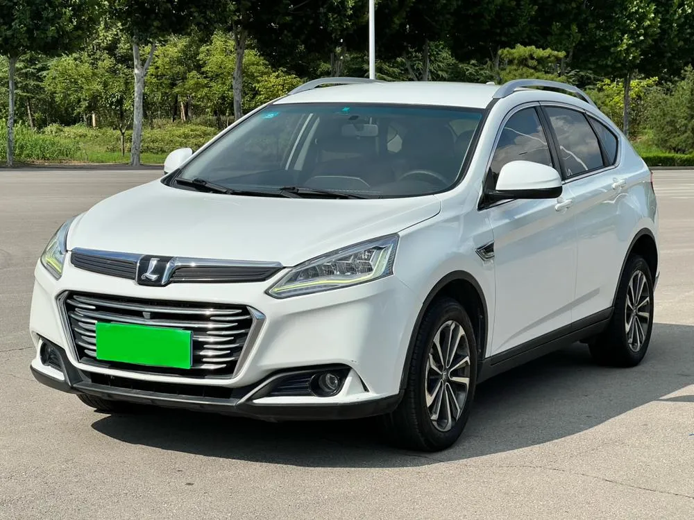 Luxgen U6 SUV, 2017