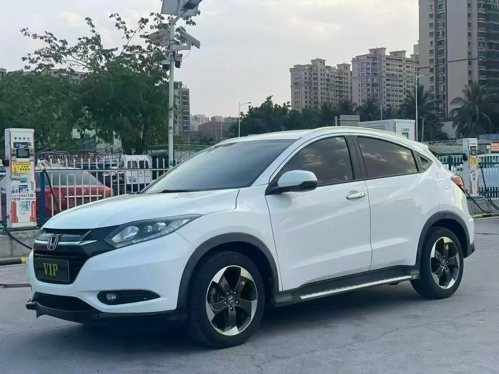 Honda Vezel 1.8L CVT 2WD Luxury Version, 2015 — фото 1