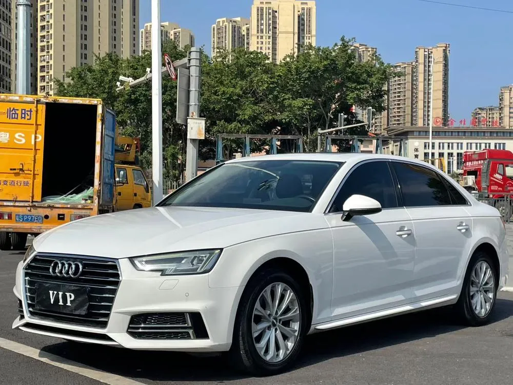Audi A4L, 2019
