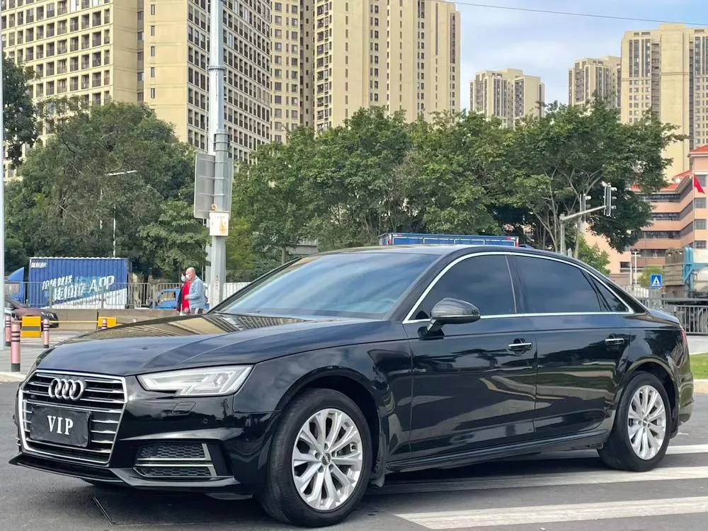 Audi A4L, 2019