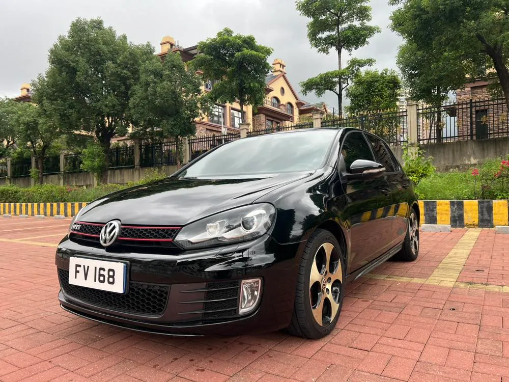 Volkswagen Golf GTI, 2012