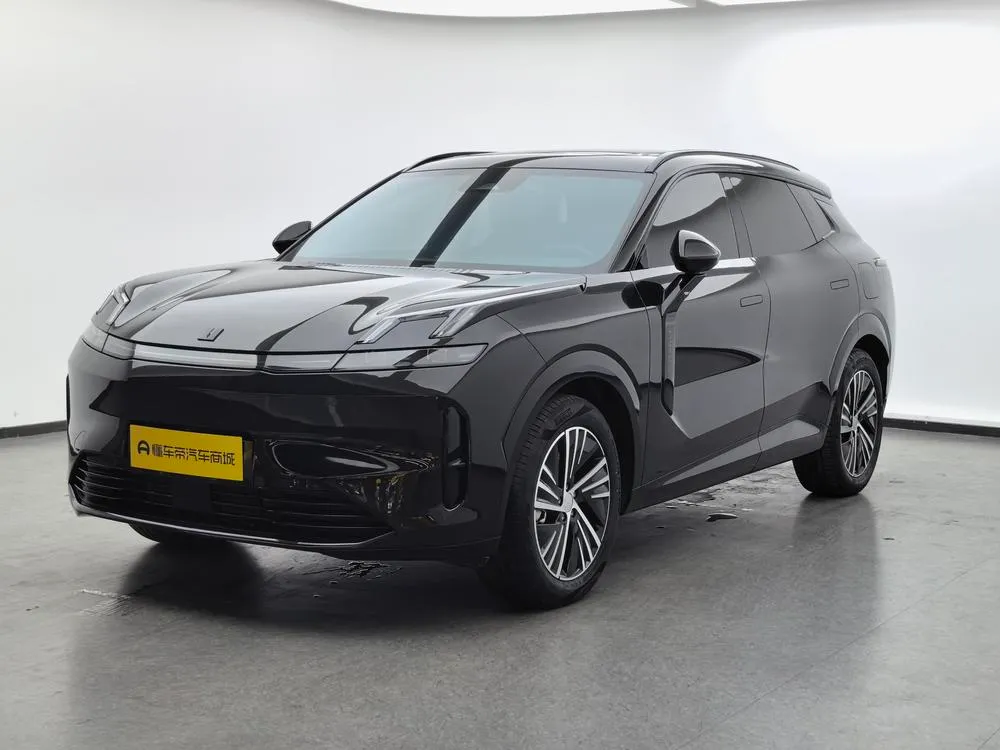 Lynk & Co 08 EM-P, 2023