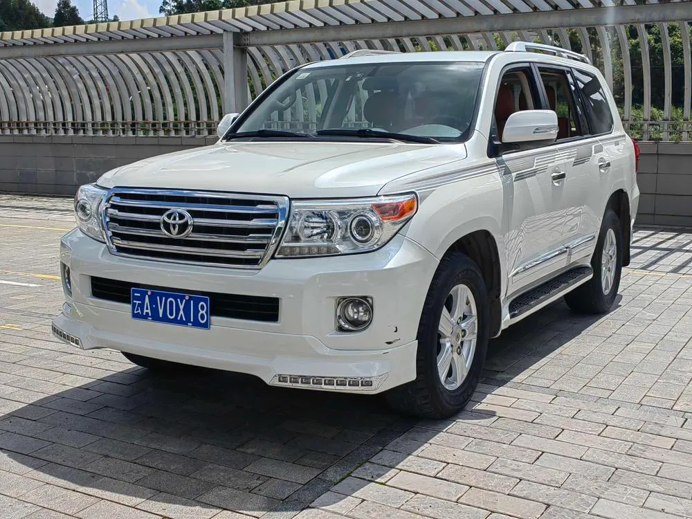 Toyota Land Cruiser (Import) 4.0T Auto 4WD 5 Seater Parallel Import, 2015 — фото 1