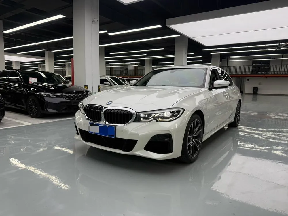 BMW 3-Series, 2021