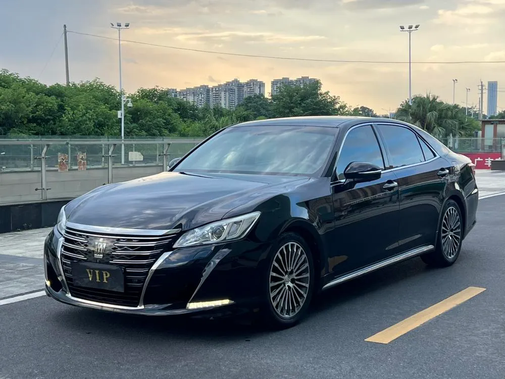 Toyota Crown 2.0T Sport Edition, 2018 — фото 1