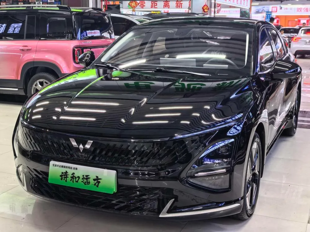 Wuling Starlight PHEV 150km умная продвинутая версия, 2025 — фото 1
