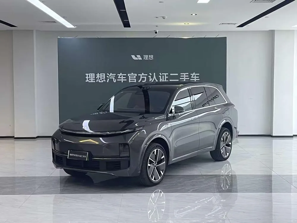 Li Auto L8, 2025