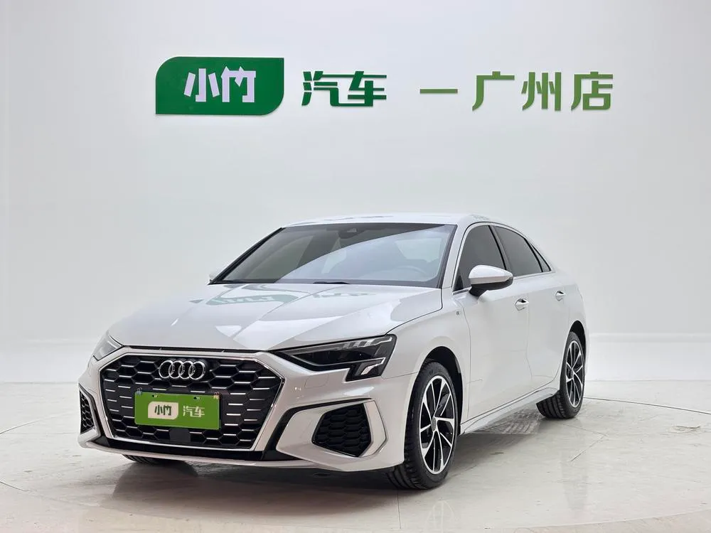 Audi A3 A3L Limousine 35 TFSI Sport Version, 2022 — фото 1