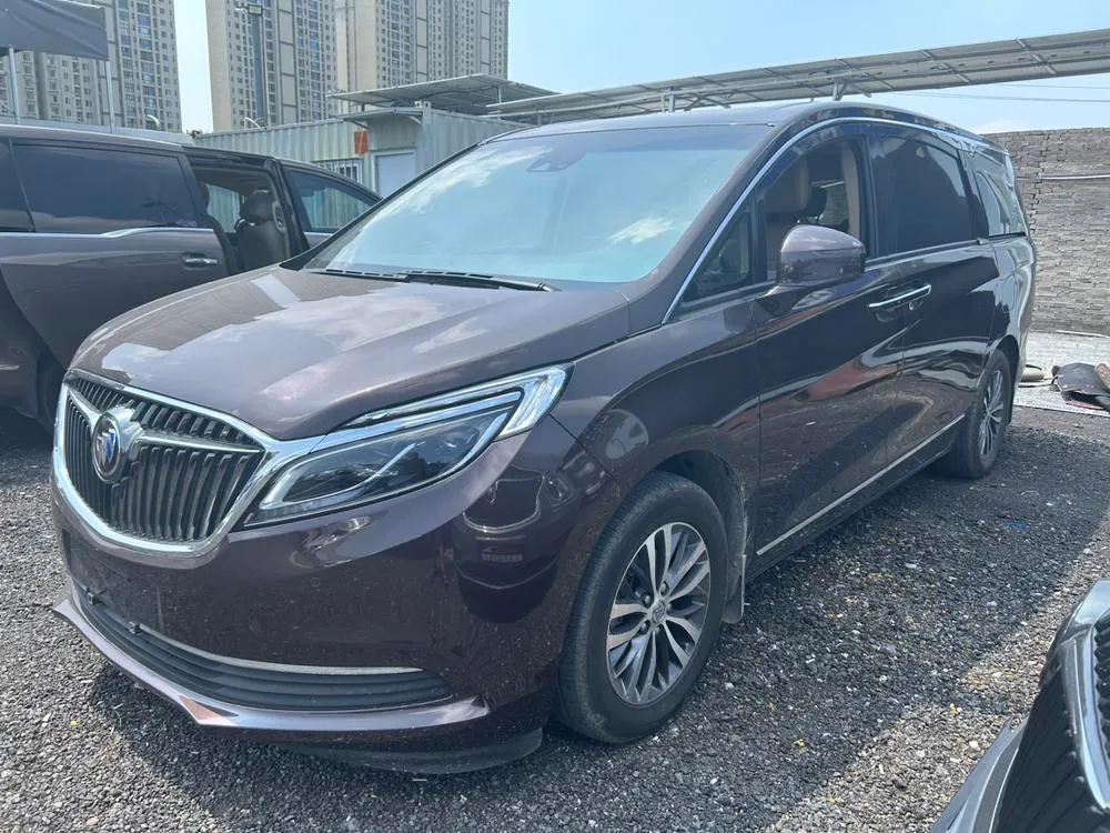 Buick GL8, 2017