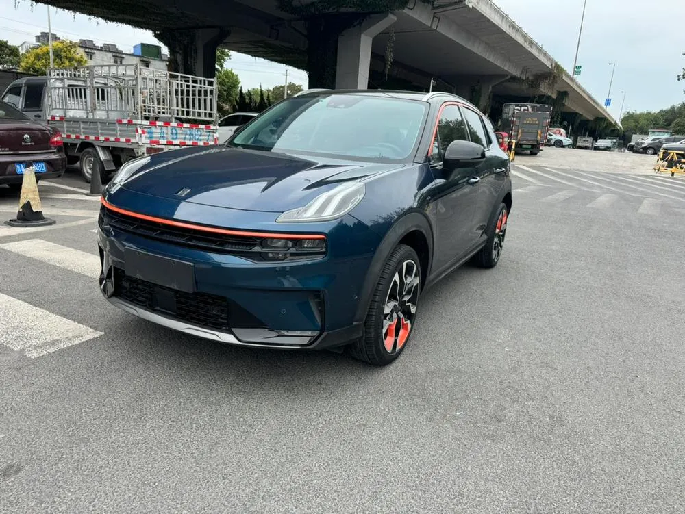 Lynk & Co 06, 2020