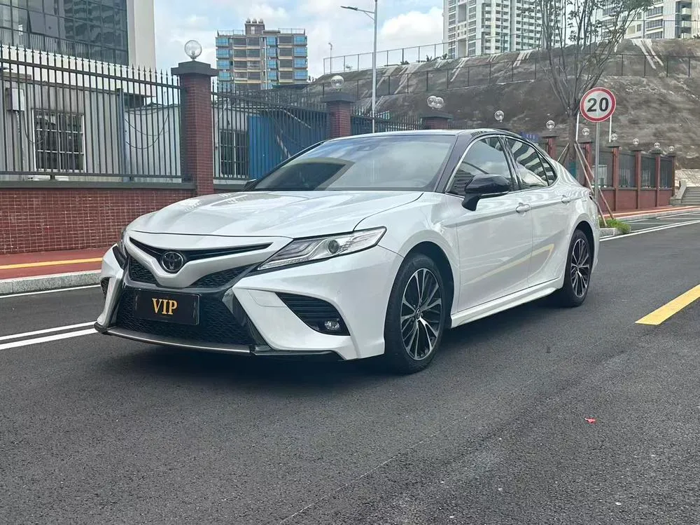 Toyota Camry, 2019