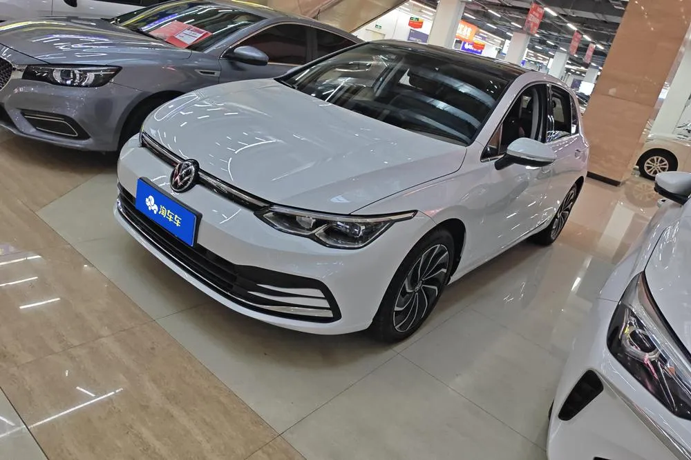 Volkswagen Golf, 2021