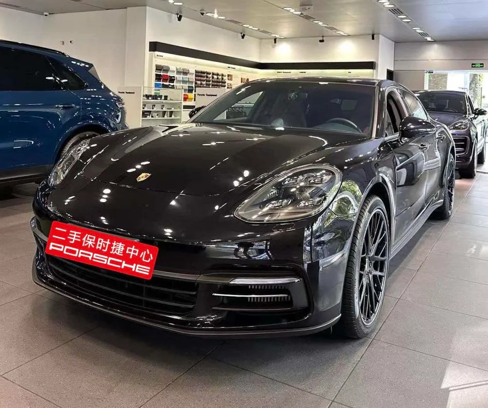 Porsche Panamera, 2019