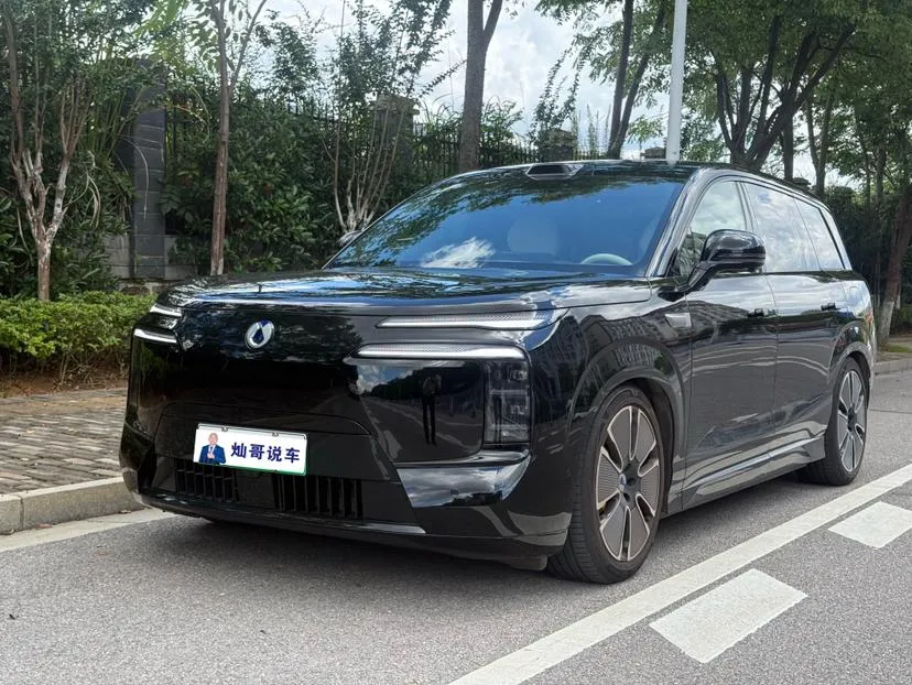 Denza N8L DM, 2025