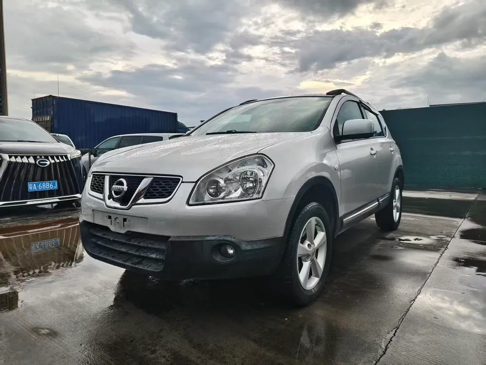 Nissan Qashqai 2.0XV CVT 2WD, 2012 — фото 1