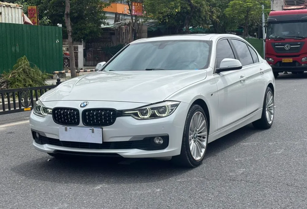BMW 3-Series, 2018