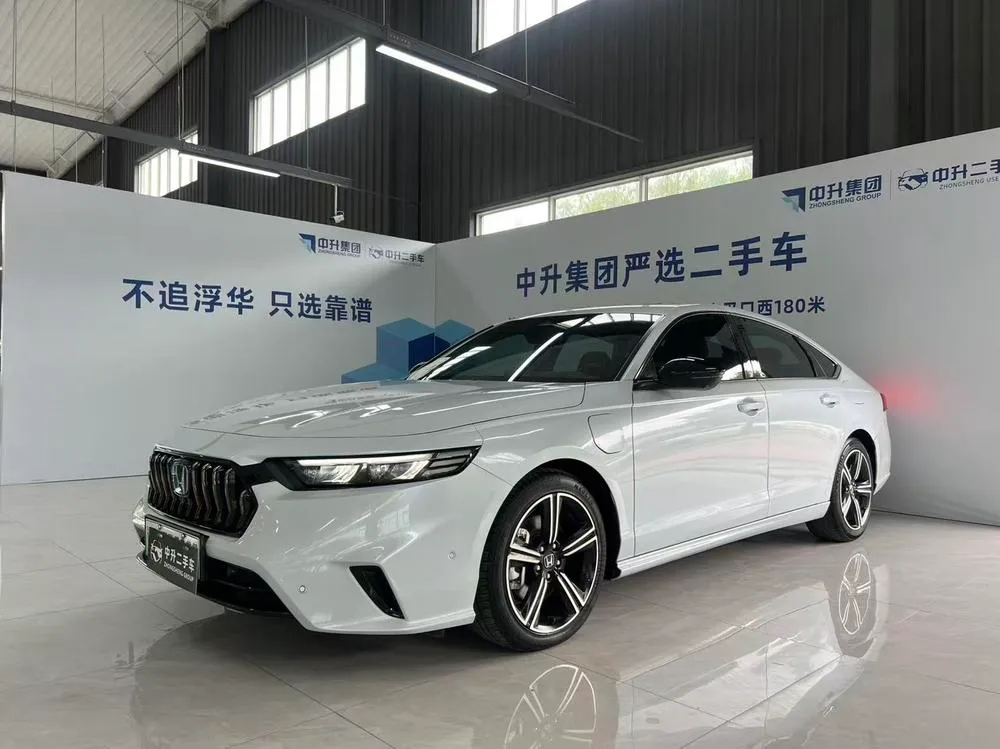 Honda Inspire PHEV e:PHEV Edition, 2023 — фото 1