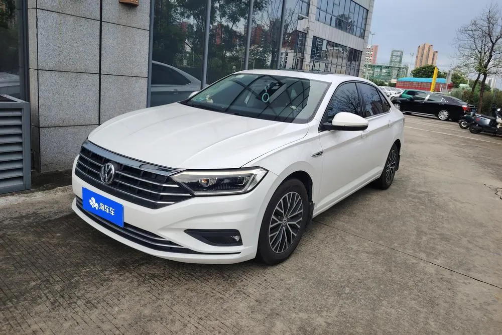 Volkswagen Sagitar, 2020