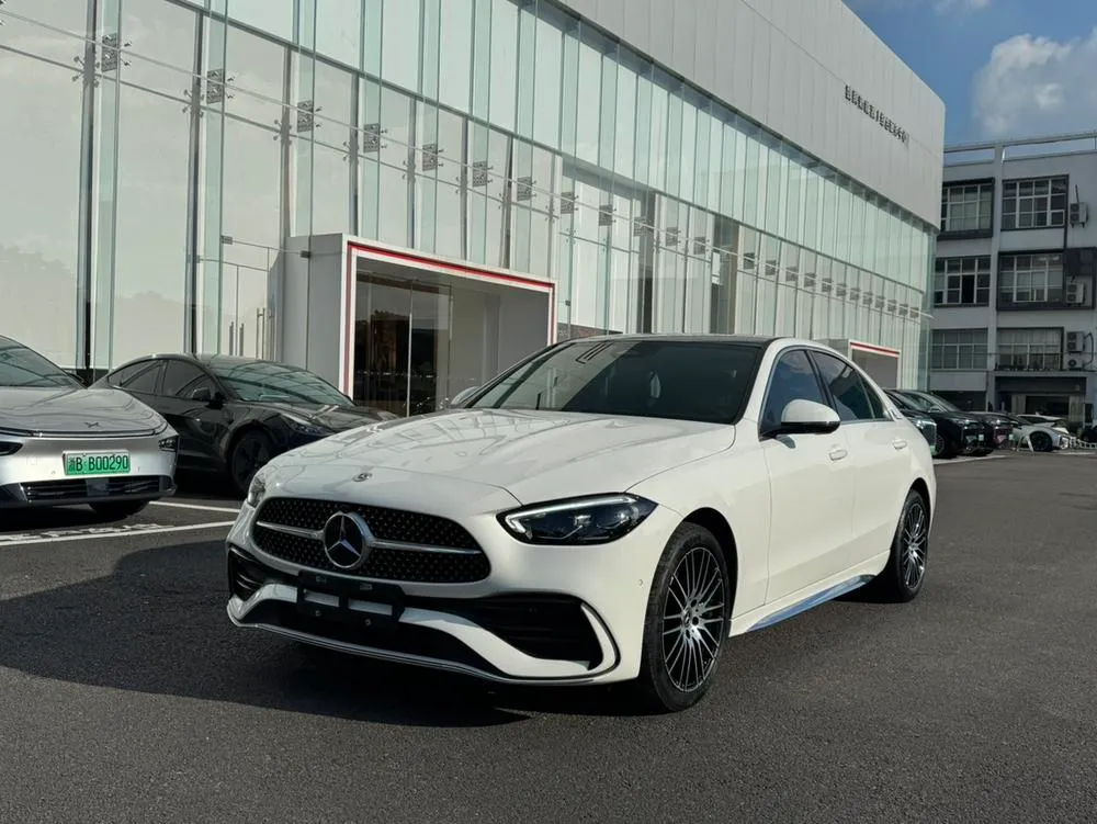 Mercedes-Benz C-Class, 2024