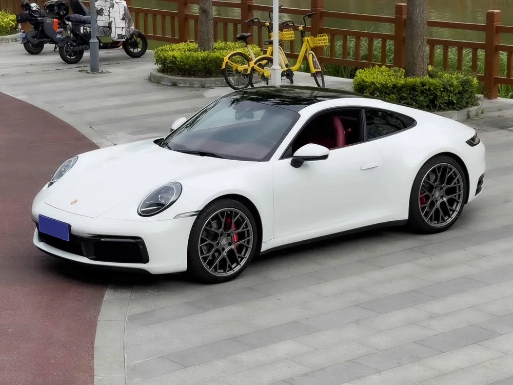 Porsche 911, 2022