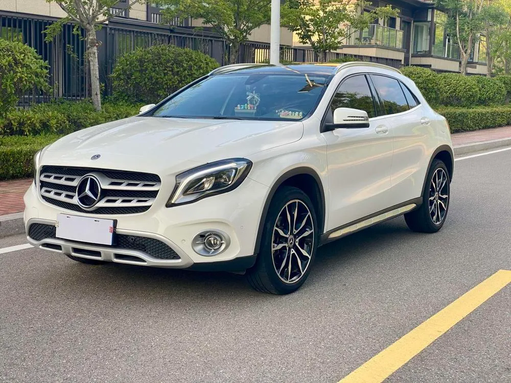 Mercedes-Benz GLA, 2017