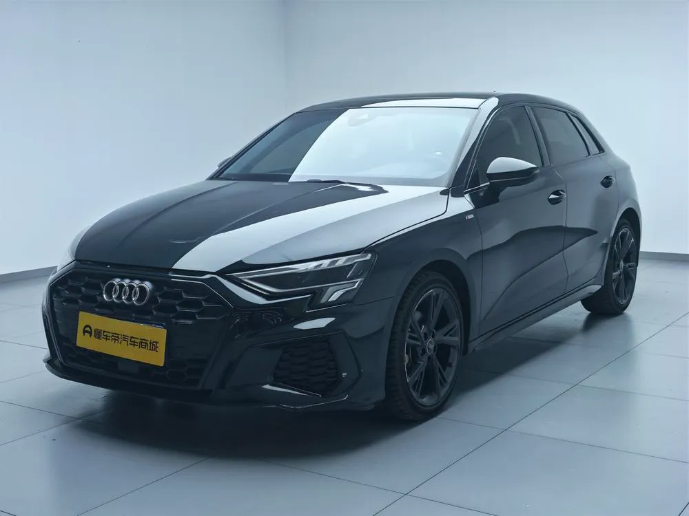Audi A3 Sportback 35 TFSI Fashion Sport Version, 2022 — фото 1