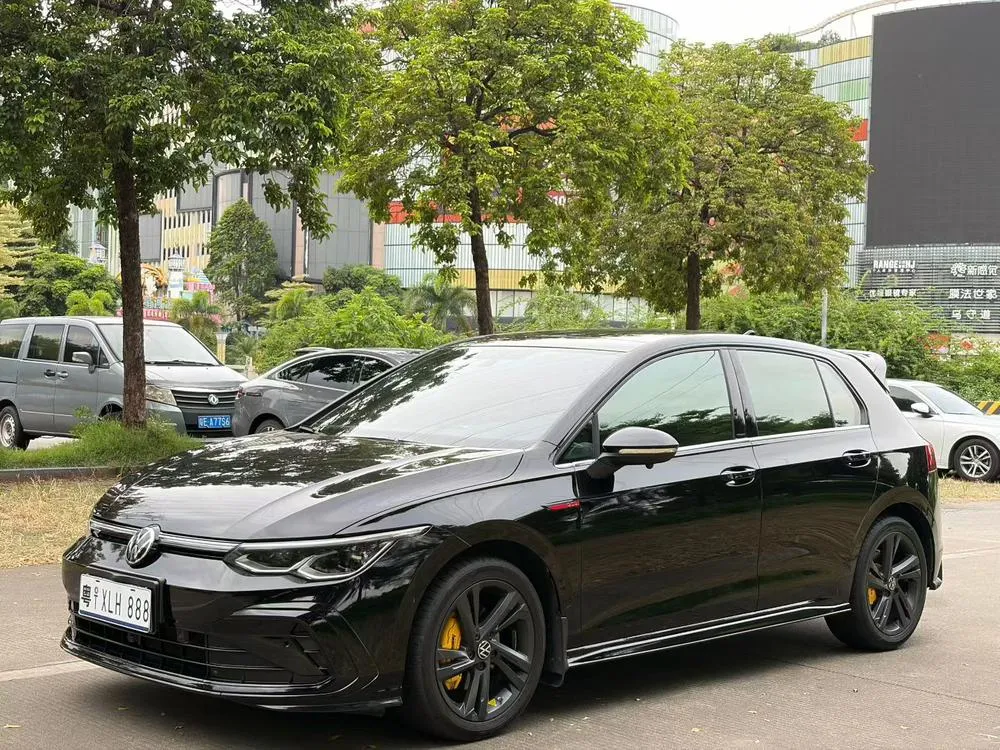 Volkswagen Golf 280TSI DSG R-Line Lite, 2023 — фото 1