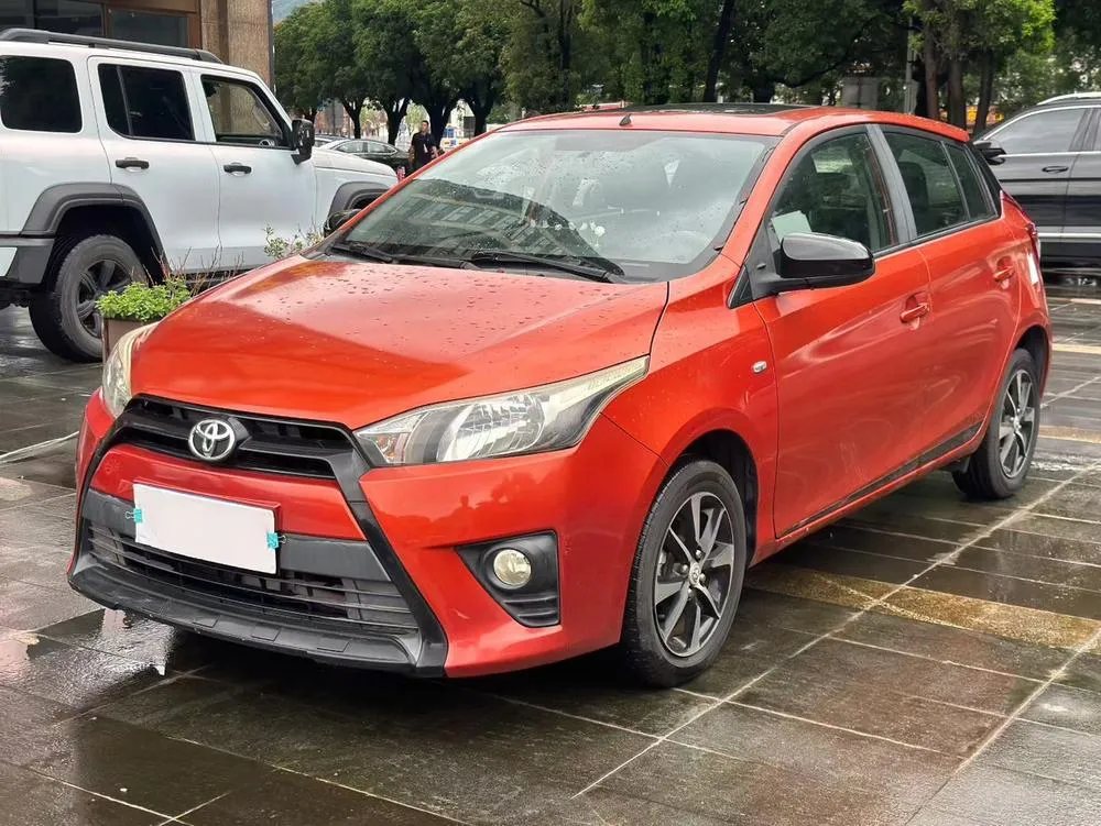 Toyota Yaris L, 2015