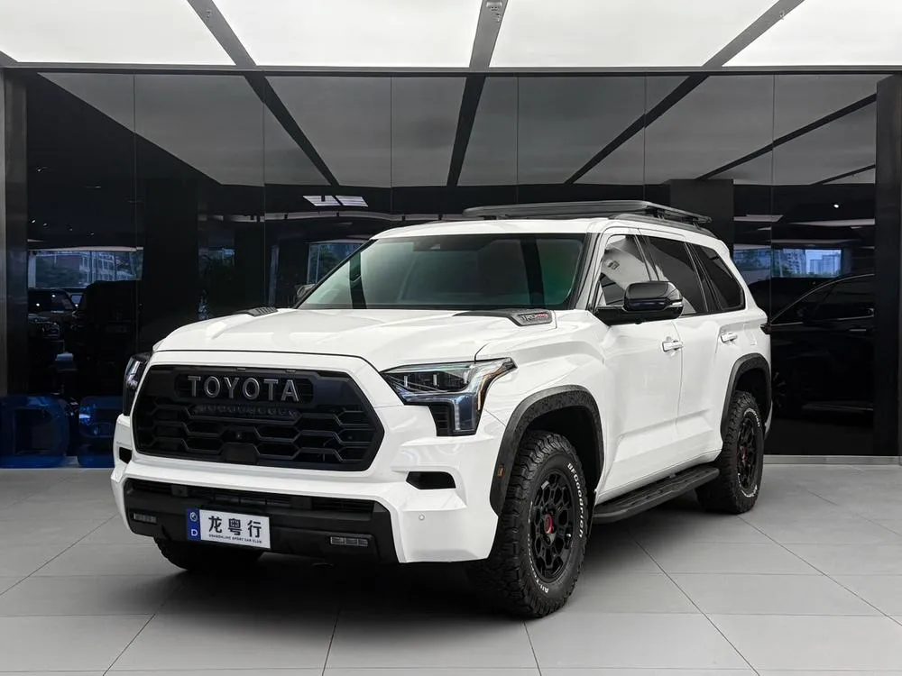 Toyota Sequoia 3.5T Auto 4WD 7 Seater Parallel Import, 2023 — фото 1