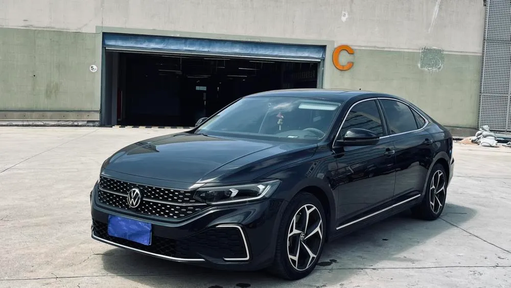 Volkswagen Passat, 2024