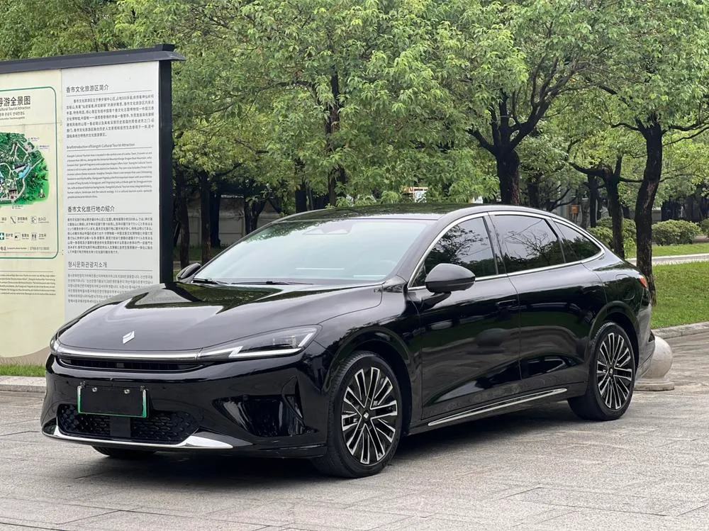 Baojun Xiangjing PHEV, 2025