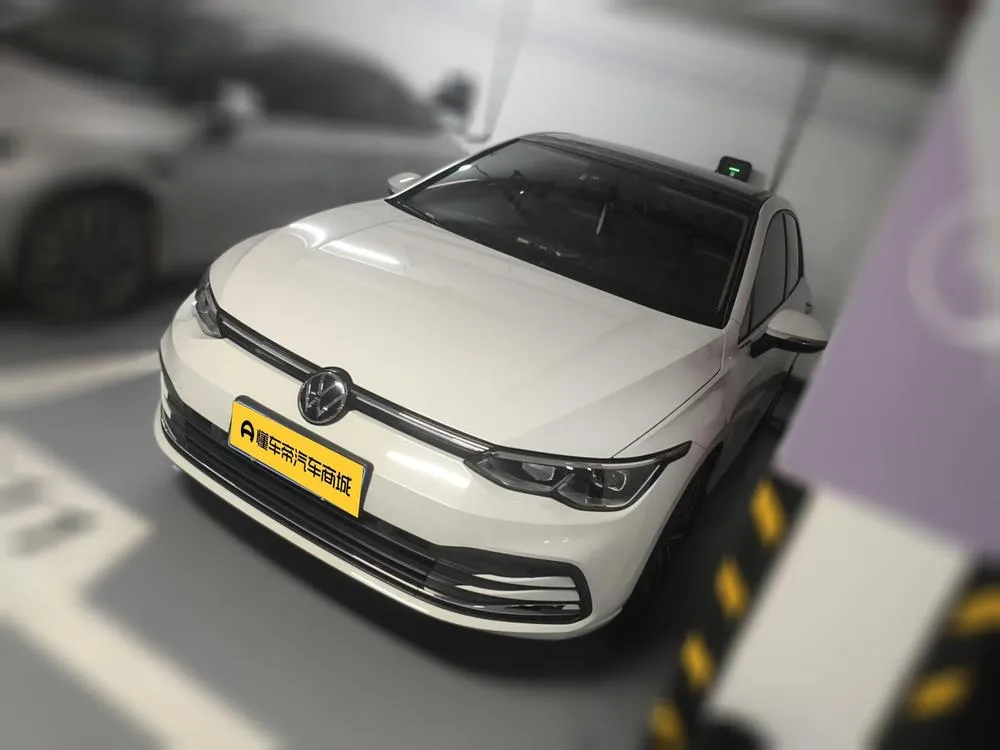 Volkswagen Golf, 2021