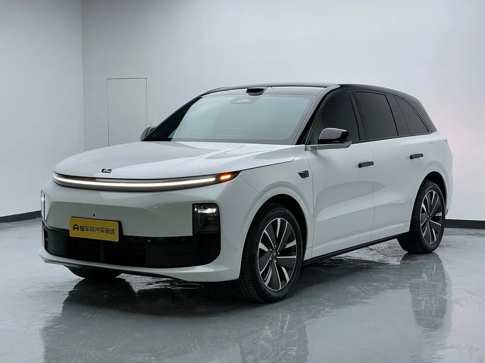 Li Auto L6, 2025