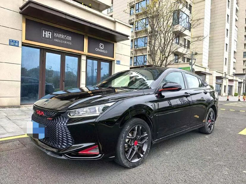 Dongfeng Fengshen Yixuan MAX, 2021