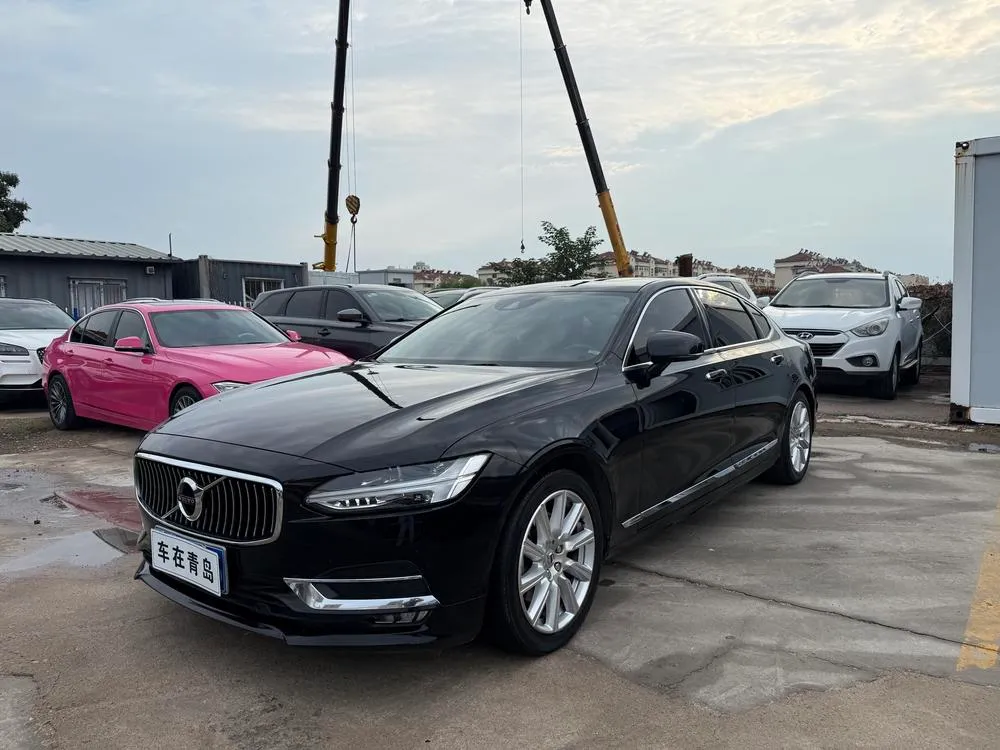 Volvo S90, 2020