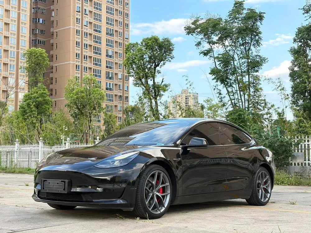 Tesla Model 3, 2021