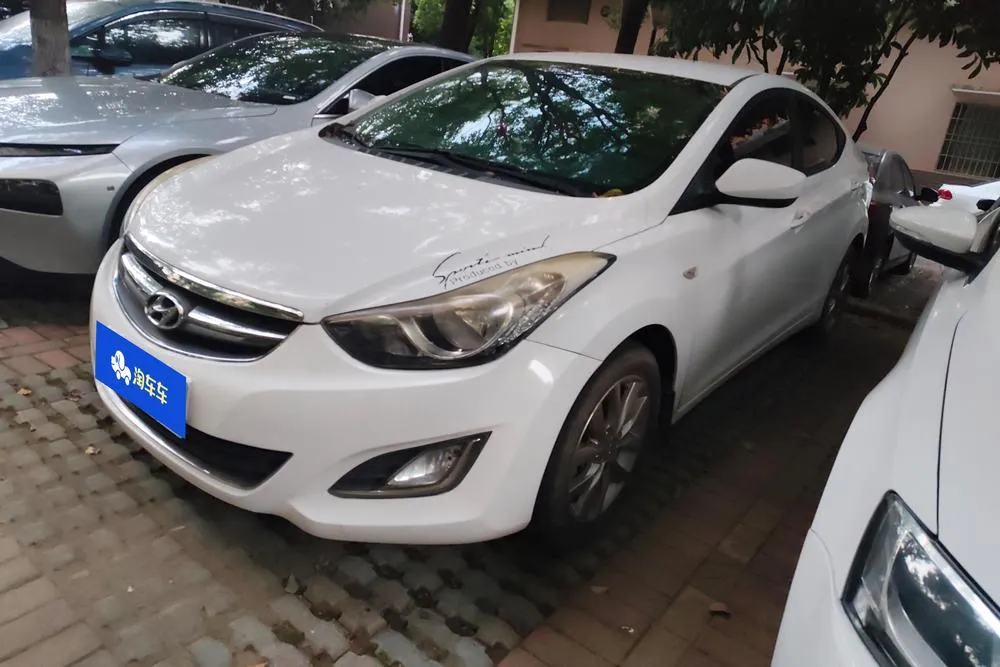 Hyundai Elantra Langdong, 2015